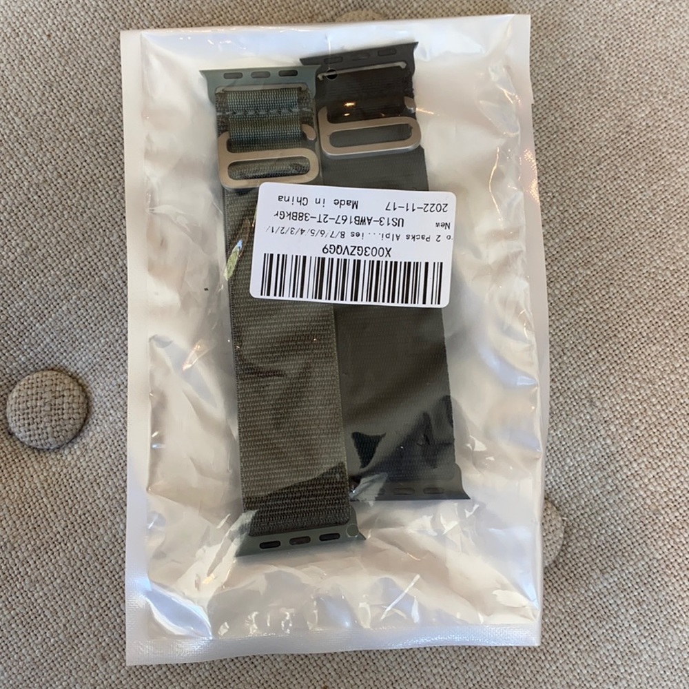NWT GIROVO 2 Pack Alpine Loop Apple Watch Bands Black / Army Green - Picture 2 of 6